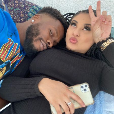 Yamilet Ayala González and her boyfriend Molly Mal shared an intimate picture.